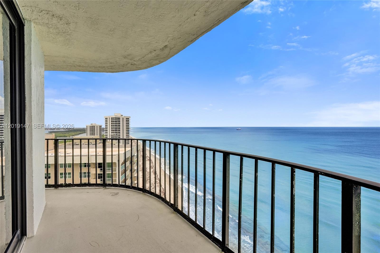 CONNEMARA CONDO - Residential