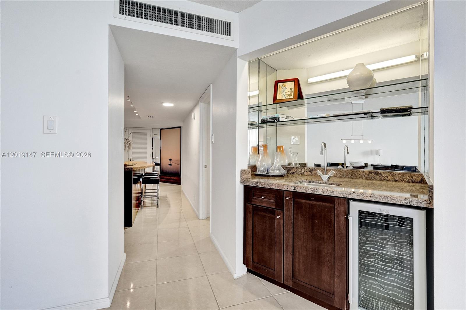 CONNEMARA CONDO - Residential