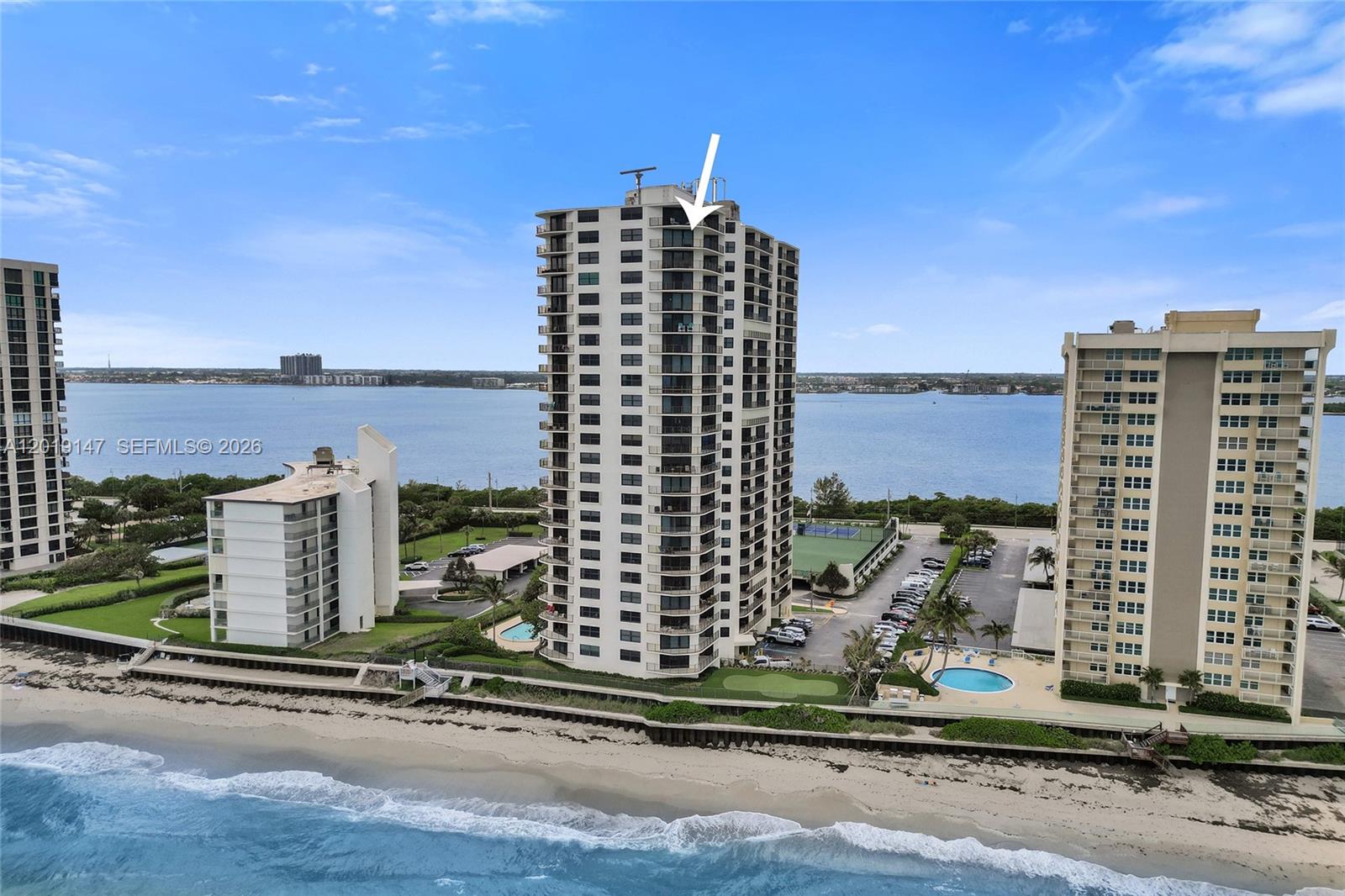 CONNEMARA CONDO - Residential
