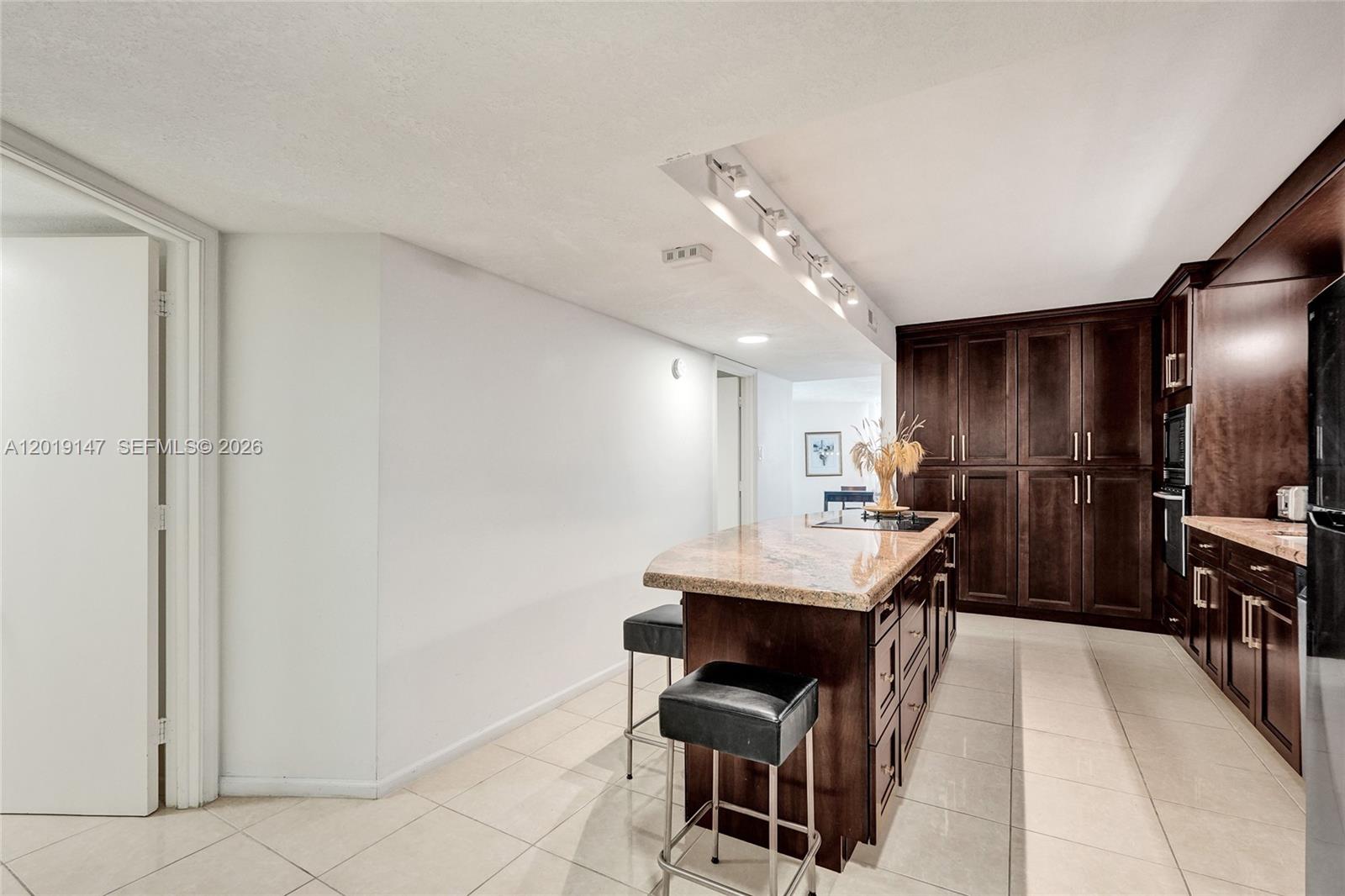 CONNEMARA CONDO - Residential