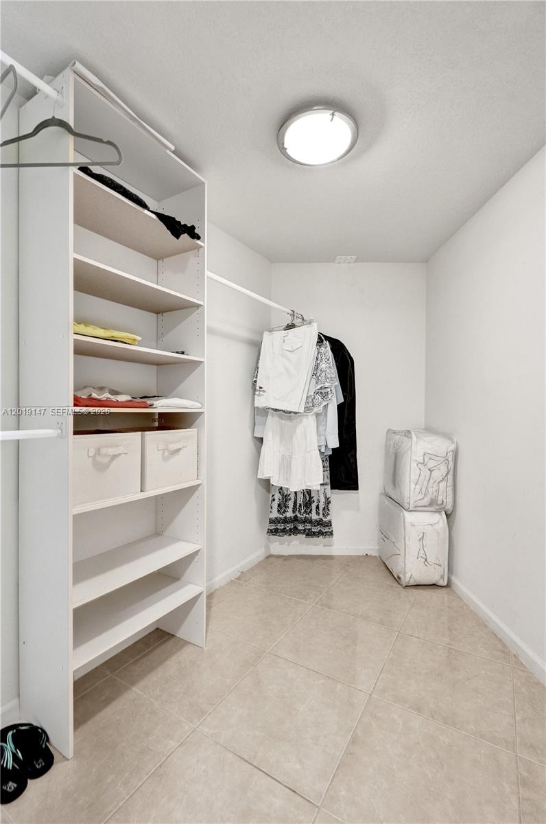 CONNEMARA CONDO - Residential