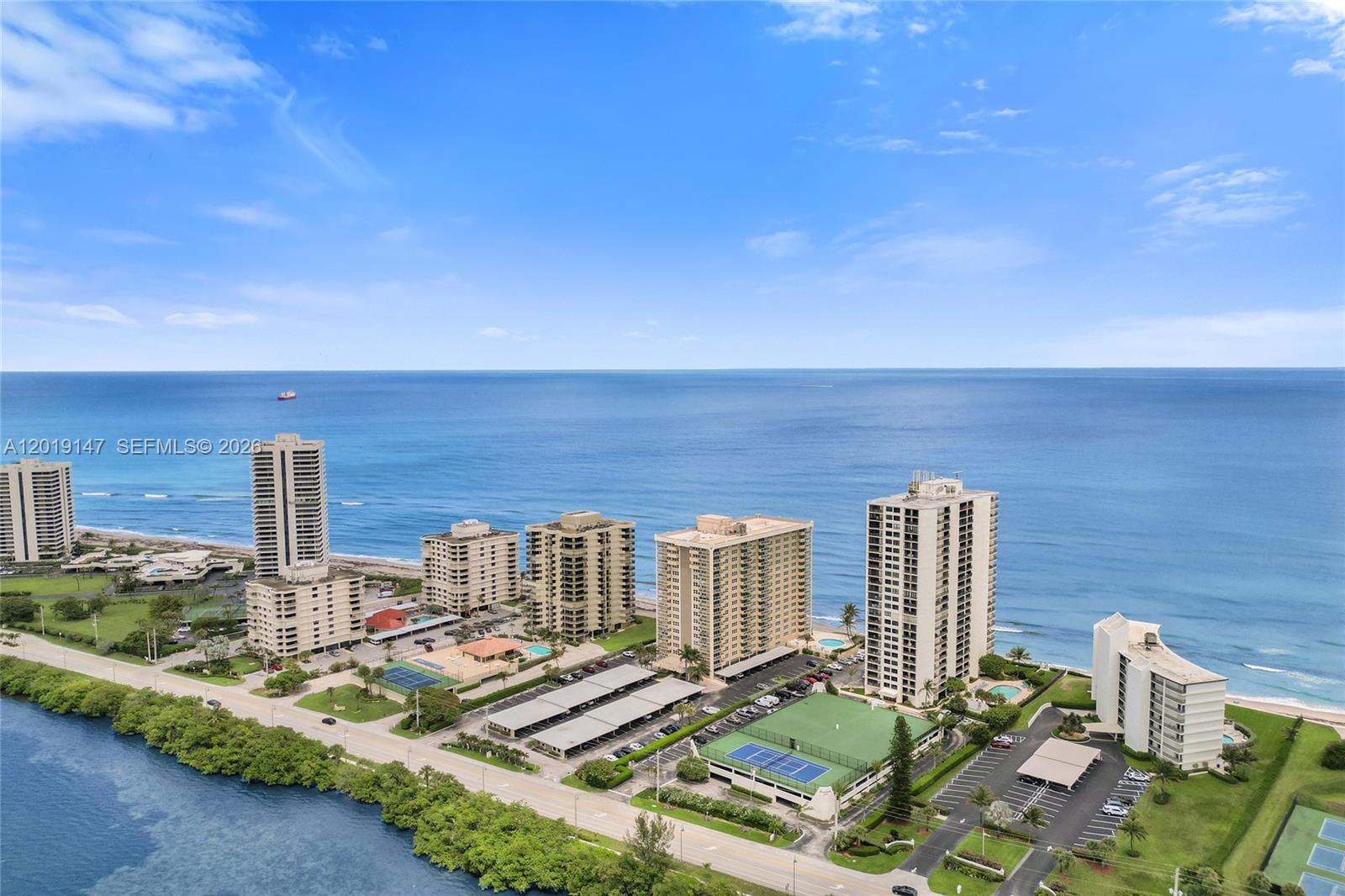 CONNEMARA CONDO - Residential