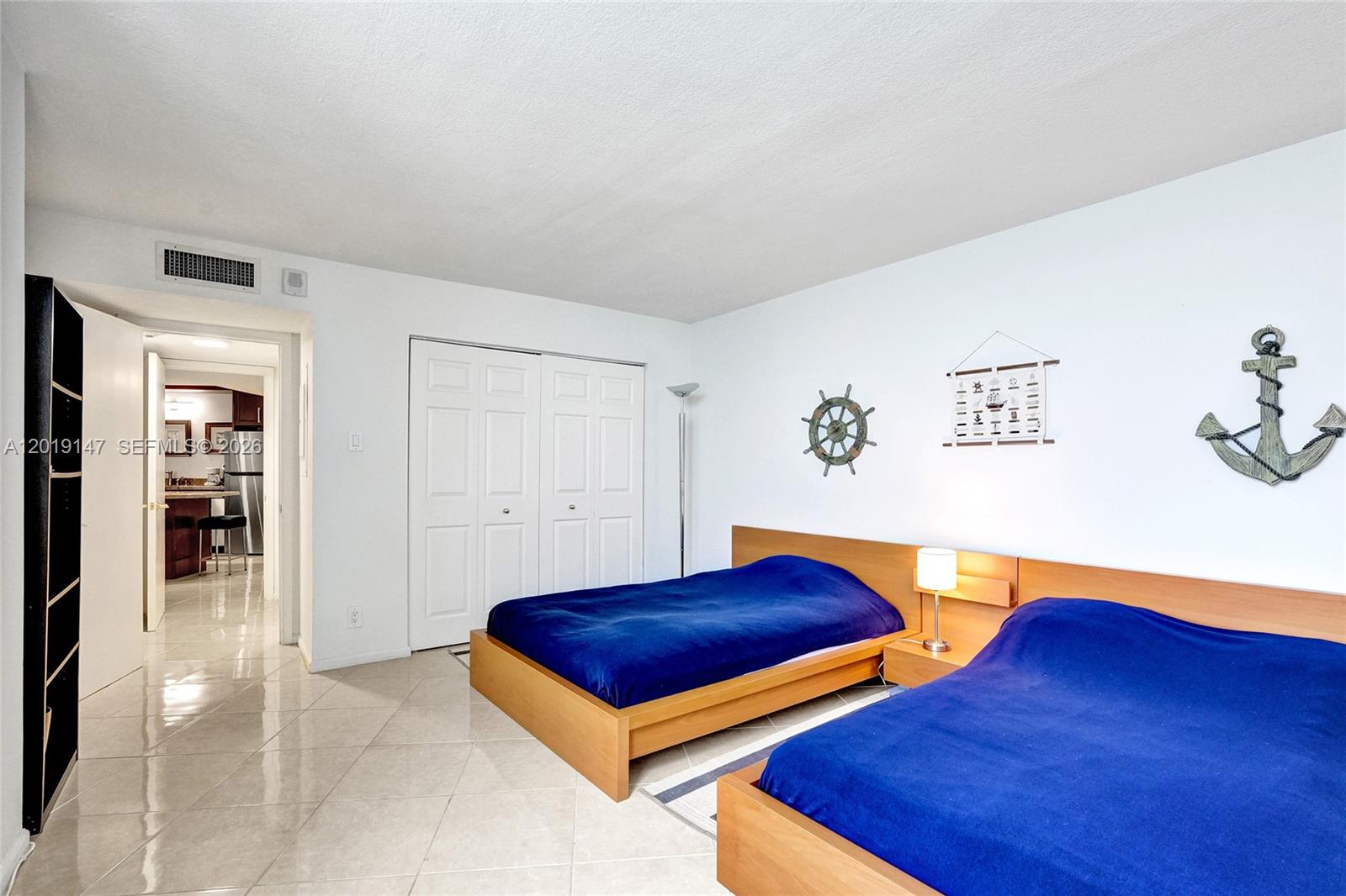 CONNEMARA CONDO - Residential