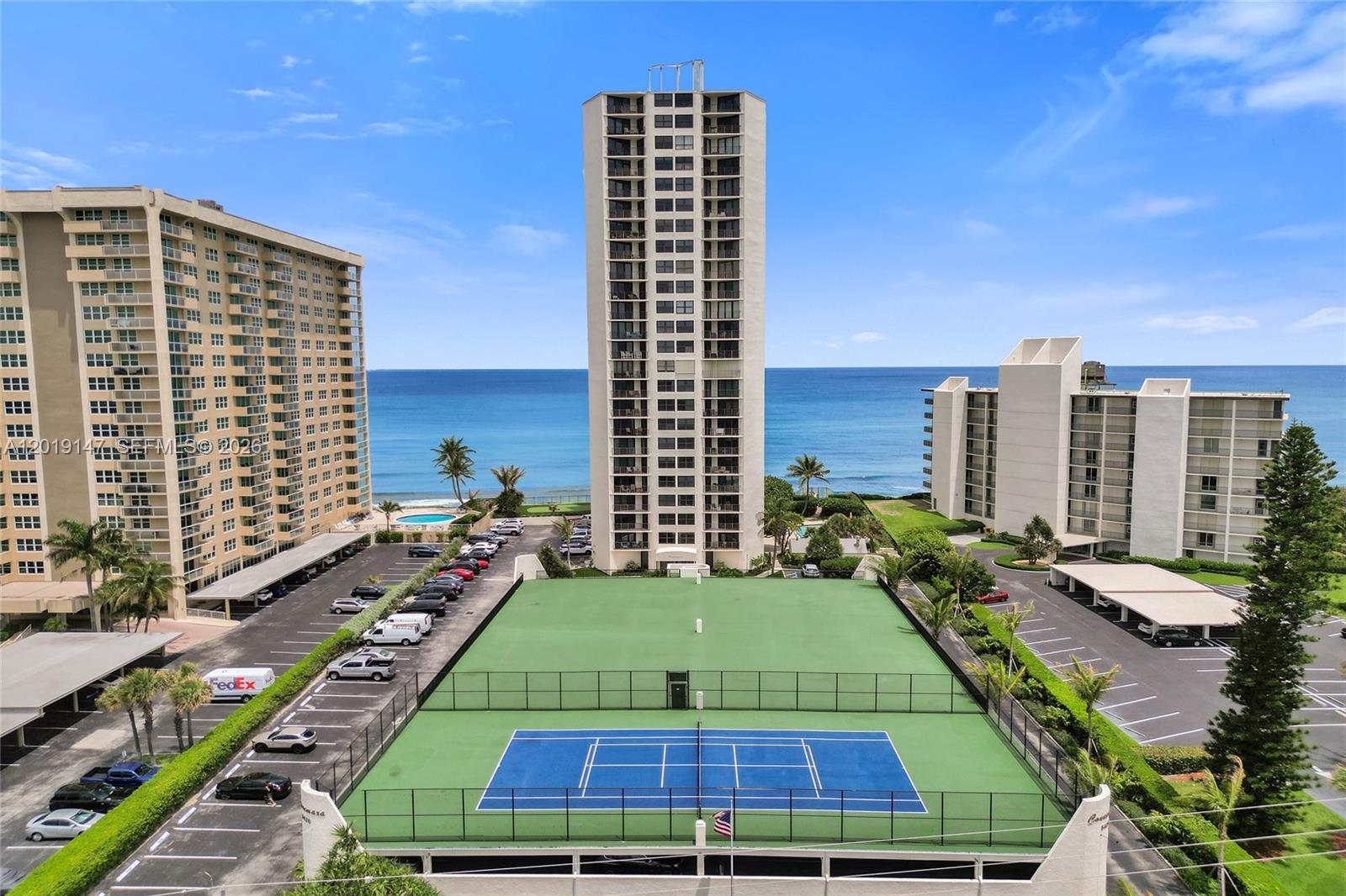 CONNEMARA CONDO - Residential