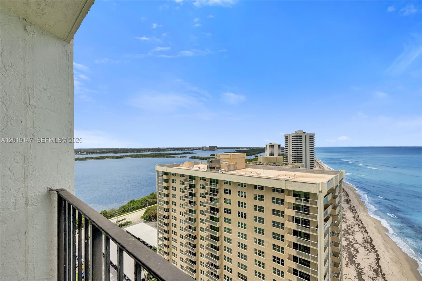CONNEMARA CONDO - Residential