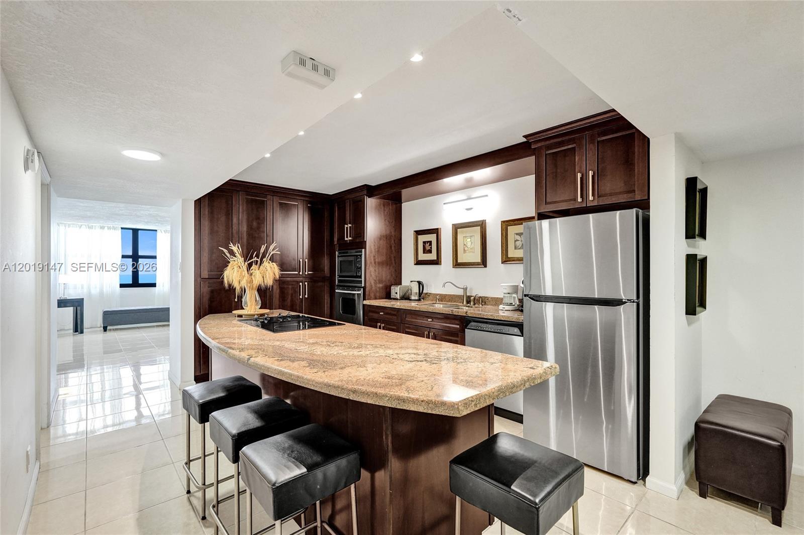 CONNEMARA CONDO - Residential