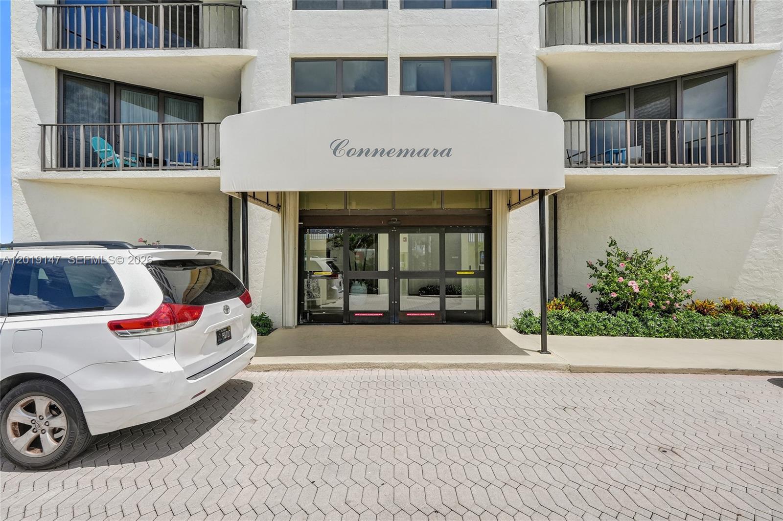CONNEMARA CONDO - Residential