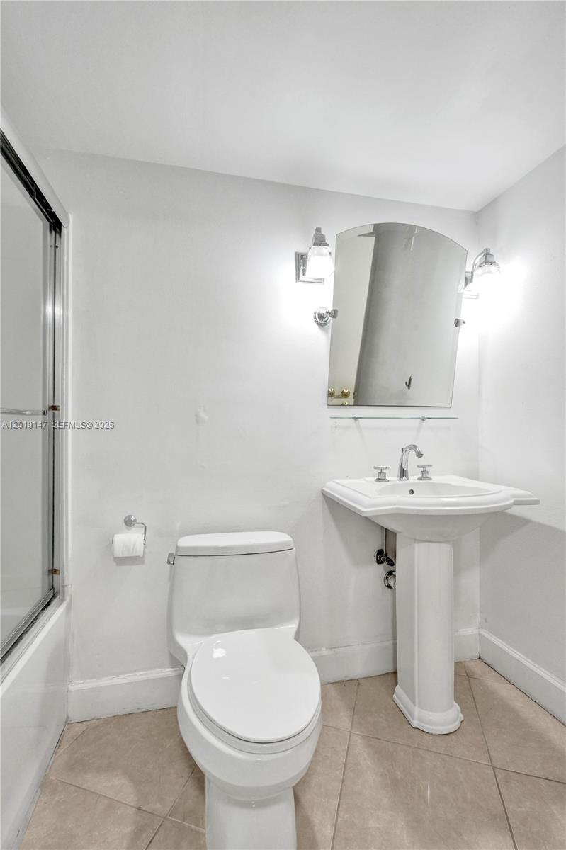 CONNEMARA CONDO - Residential