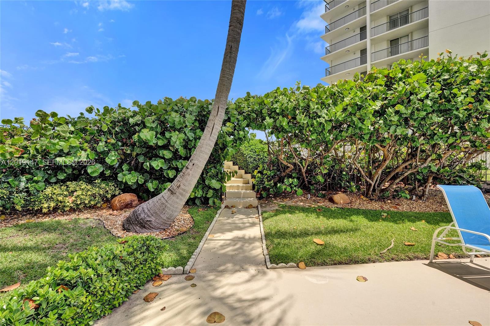CONNEMARA CONDO - Residential