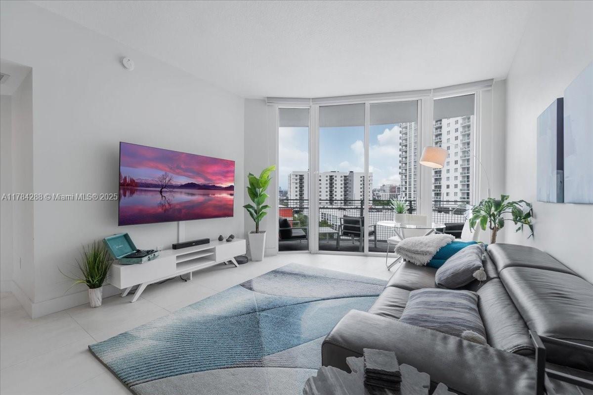 Property for Sale at 350 Ne 24th St 711, Miami, Broward County, Florida - Bedrooms: 2 
Bathrooms: 2  - $449,000