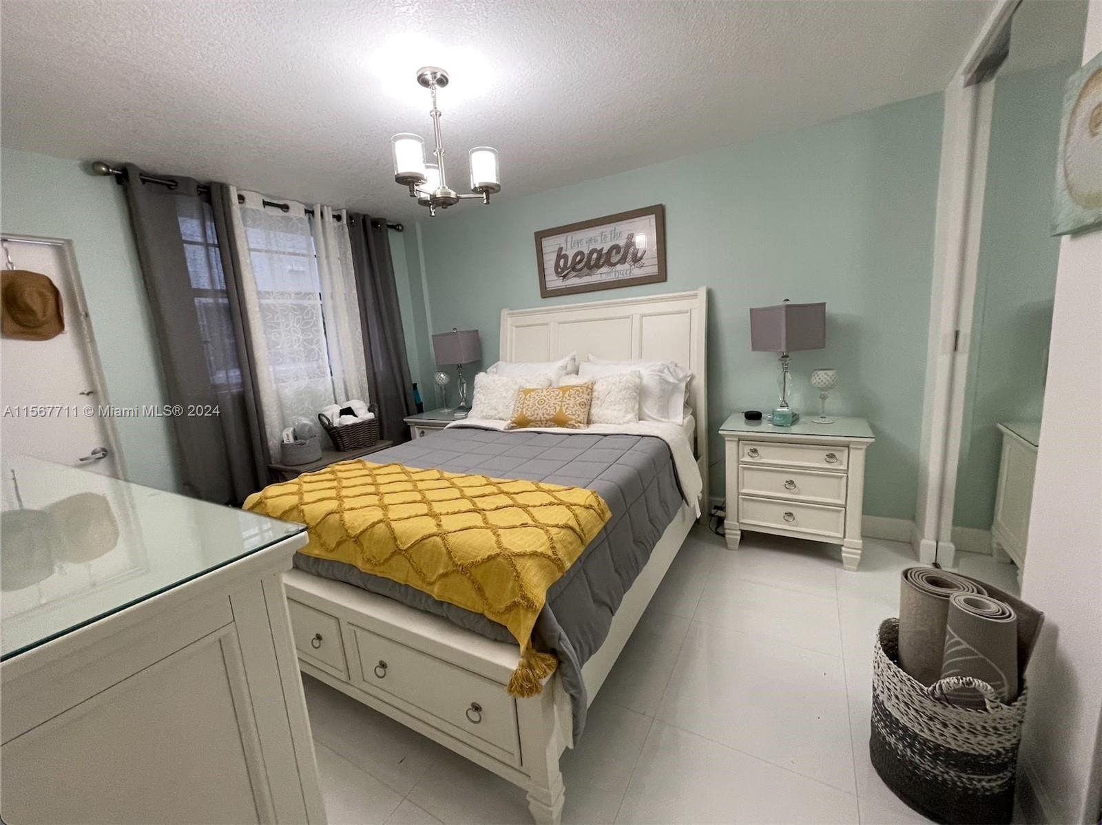 COLLINS VIEW CONDO - Residential Lease