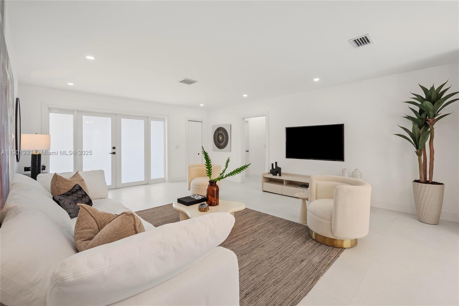 HOLLYWOOD HILLS AMEN PLAT - Residential