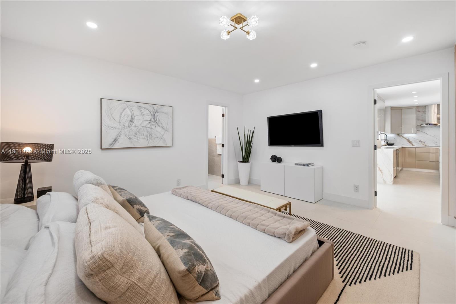 HOLLYWOOD HILLS AMEN PLAT - Residential