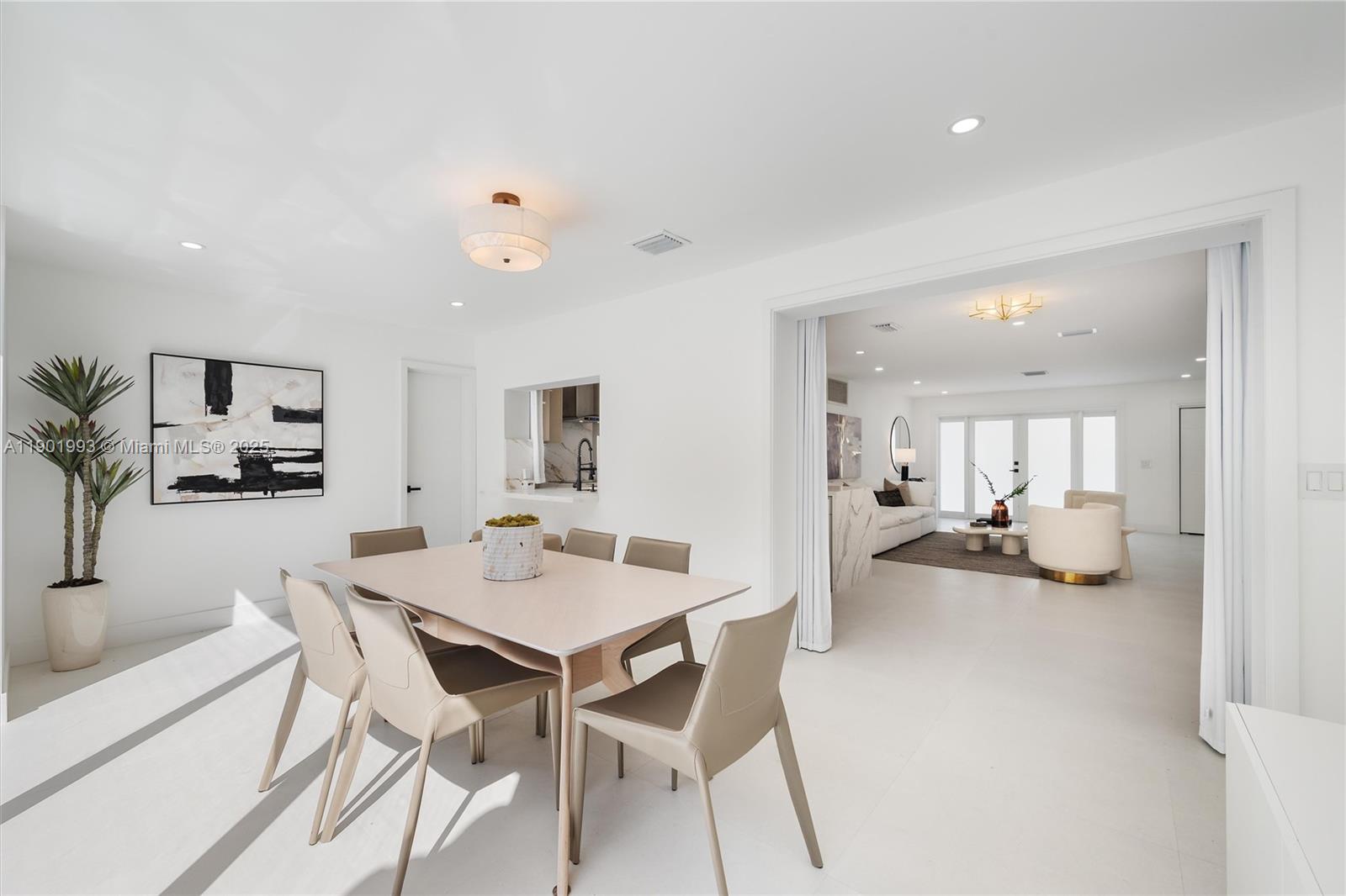 HOLLYWOOD HILLS AMEN PLAT - Residential