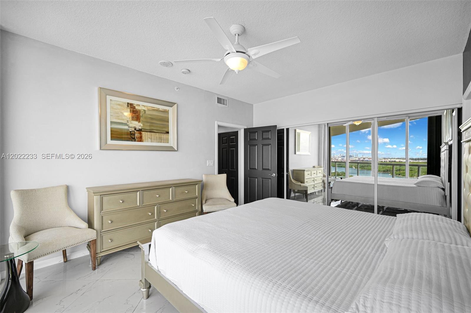 RENAISSANCE ON THE OCEAN - Residential