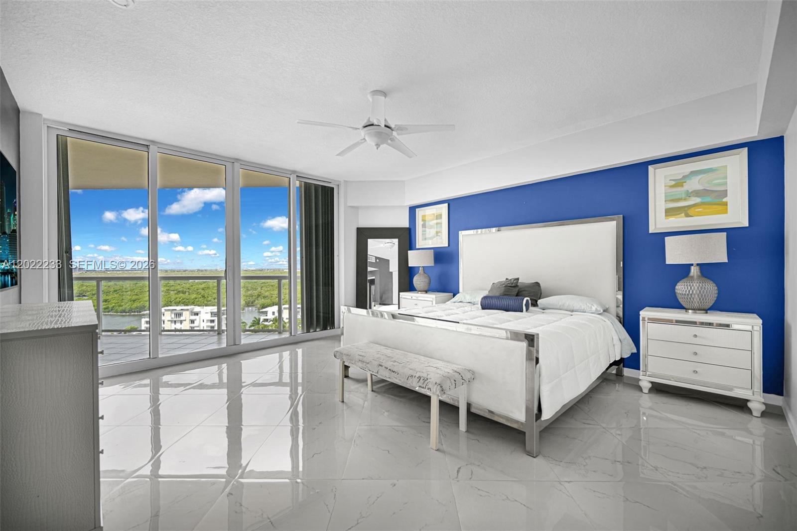 RENAISSANCE ON THE OCEAN - Residential
