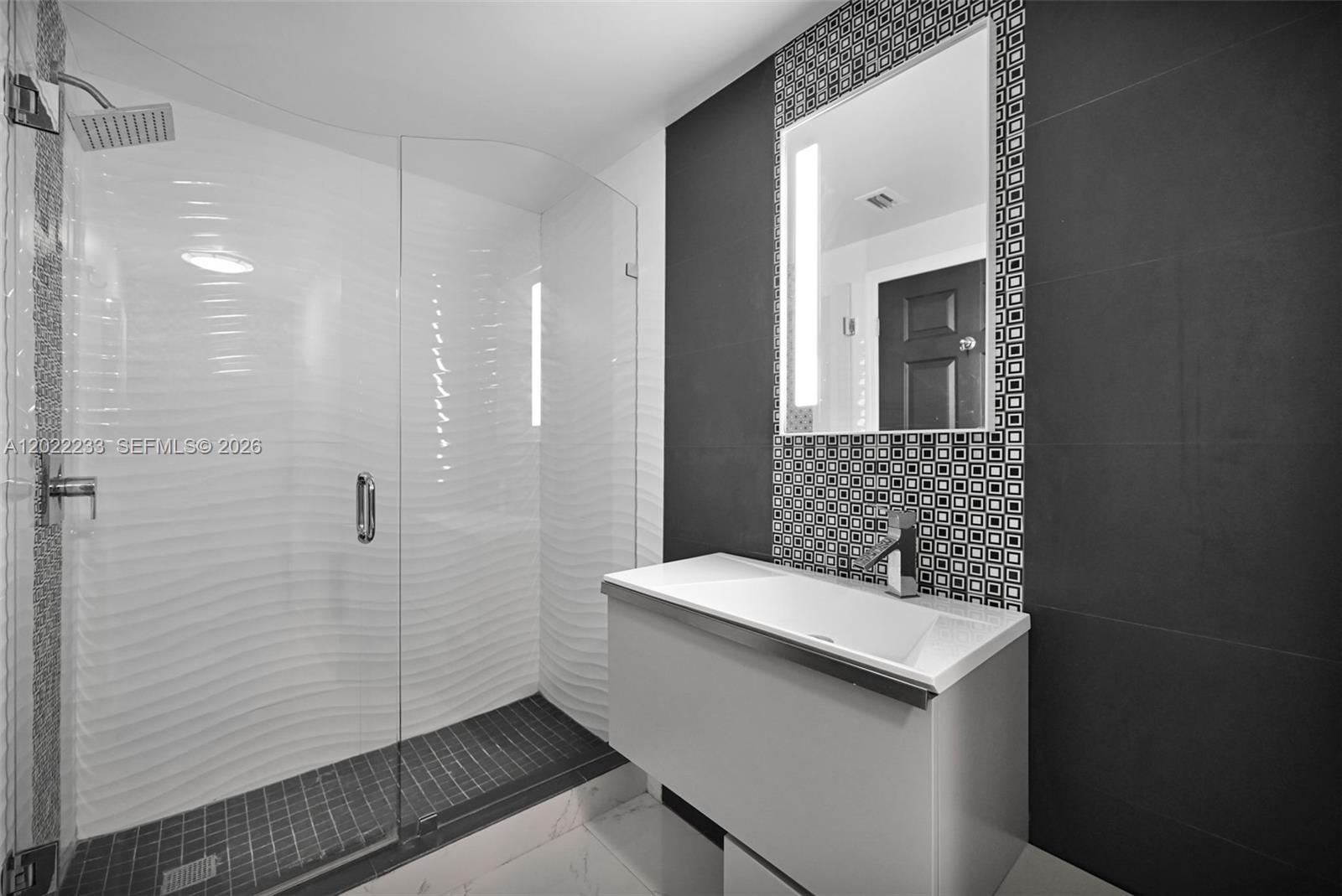 RENAISSANCE ON THE OCEAN - Residential