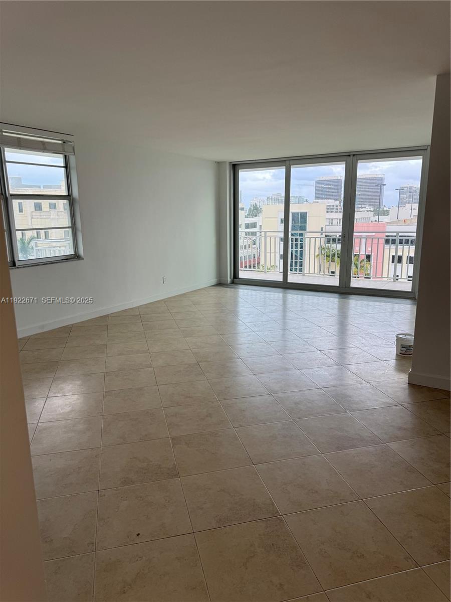 ST REGIS APTS CONDO - Residential Lease