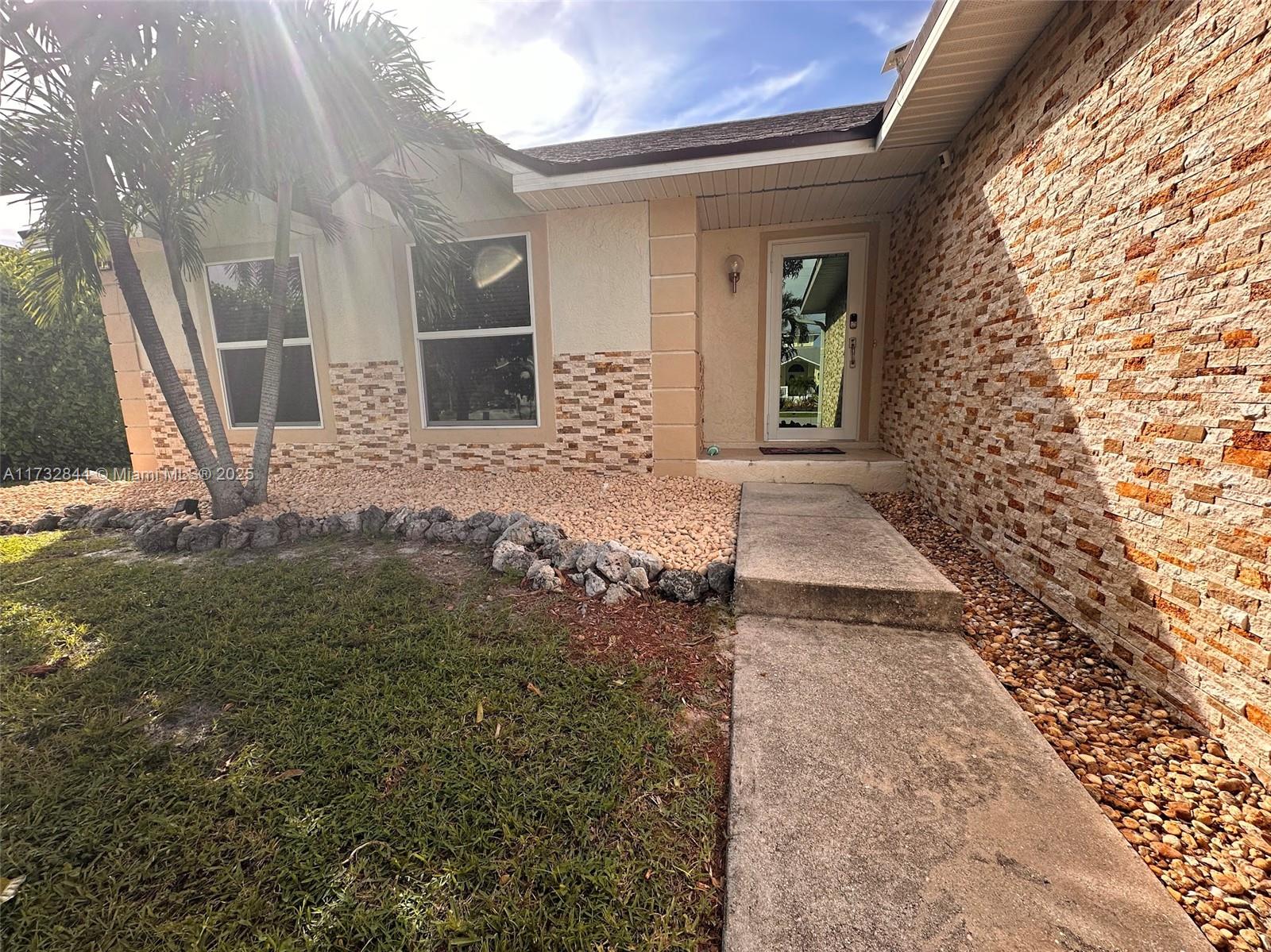 Rental Property at 1318 Bayport Ave, Marco Island, Collier County, Florida - Bedrooms: 3 
Bathrooms: 2  - $3,500 MO.
