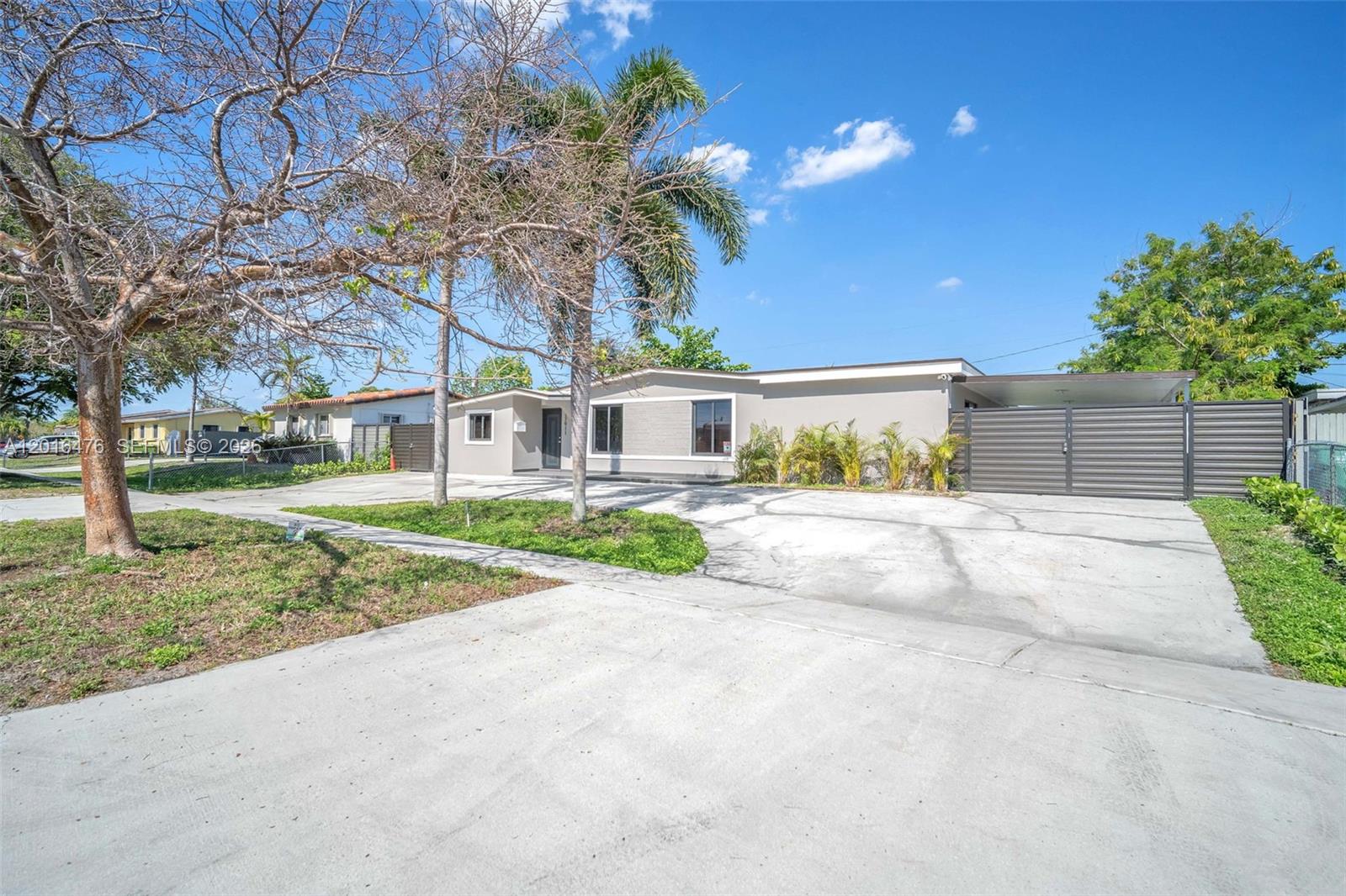 View photos, virtual tours, details... 17911 NW 82nd Ave