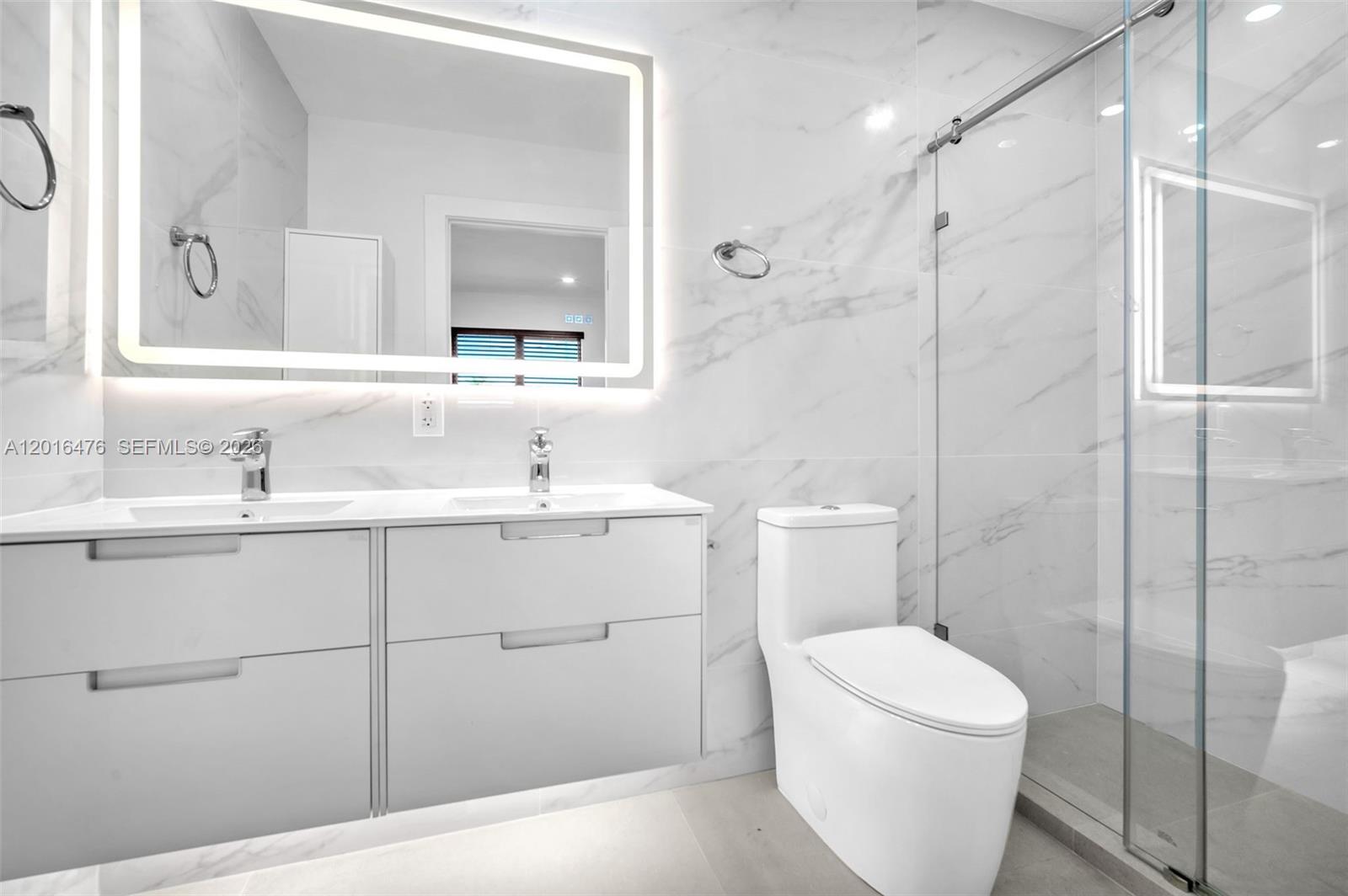 PALM SPRINGS NORTH SEC N - Residential Lease