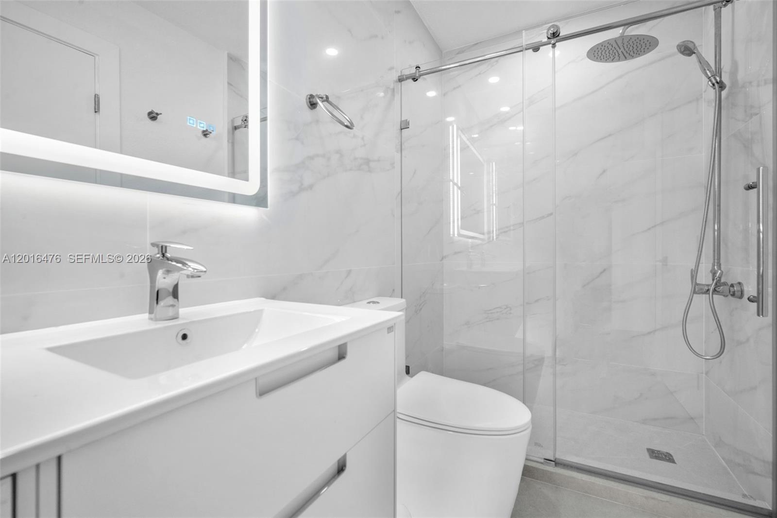 PALM SPRINGS NORTH SEC N - Residential Lease