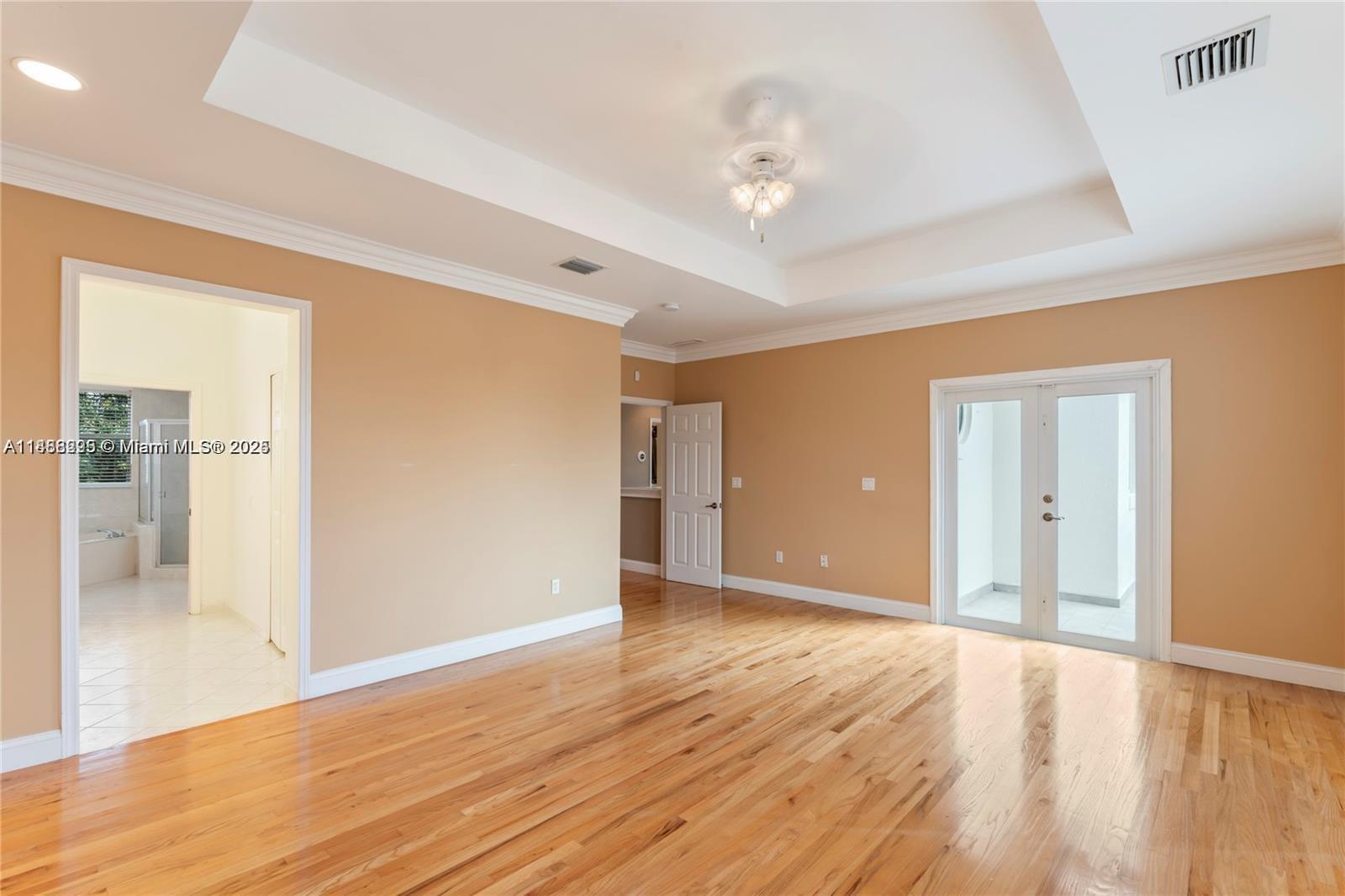 REVISED PLAT OF HAMMOCKS - Residential Lease