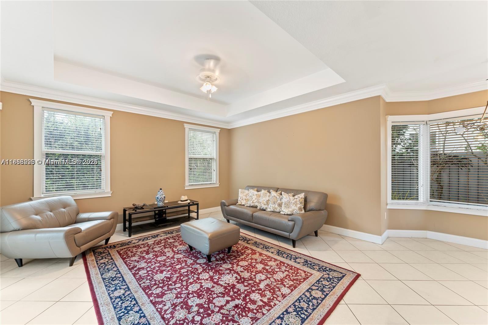 REVISED PLAT OF HAMMOCKS - Residential Lease