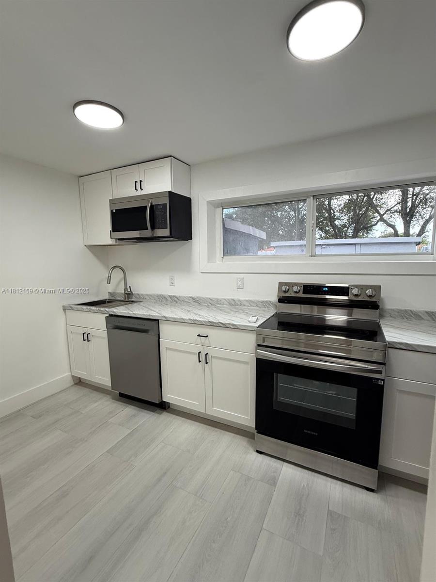 Rental Property at 651 N 73rd Ave Studio, Hollywood, Broward County, Florida - Bathrooms: 1  - $1,800 MO.