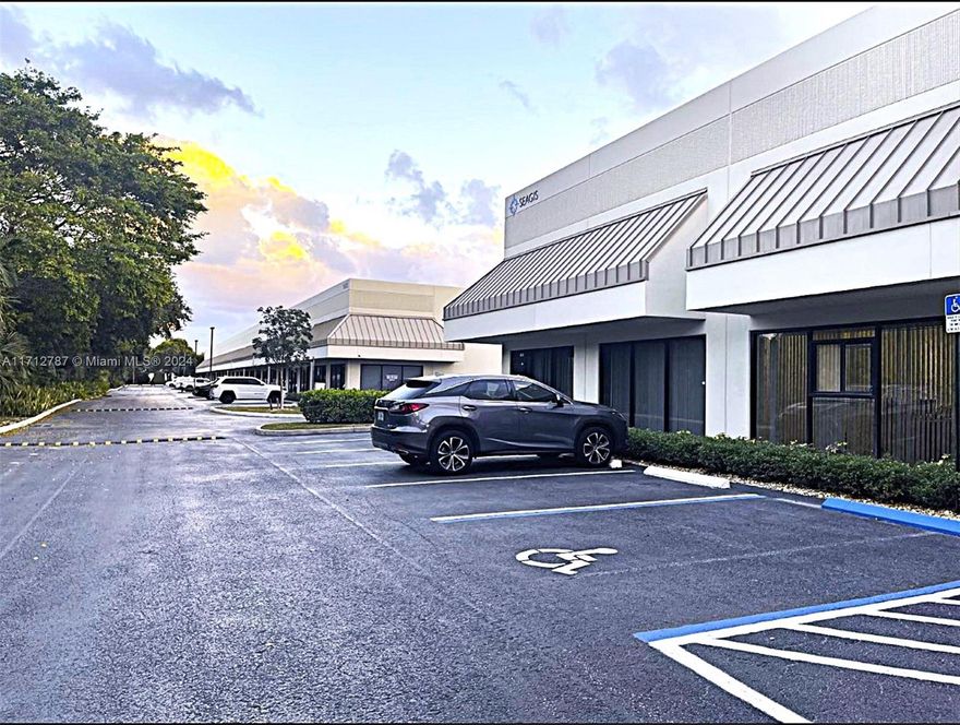 Fantastic opportunity to lease 7,278 SQFt between Office/Showroom space and Warehouse space about 60%.
This property is in a fantastic location with easy access to the airport, i95 and the Turnpike.
1 Dock high and 1 Ground level door for easy loading and unloading and 22 feet high ceiling; racks included!
Easy showing, led lighting throughout the space and including the warehouse.