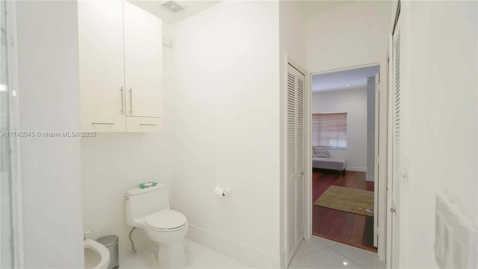 Key Biscayne, Florida 33149, United States, 4 Bedrooms Bedrooms, ,4 BathroomsBathrooms,Residential,Active,120062