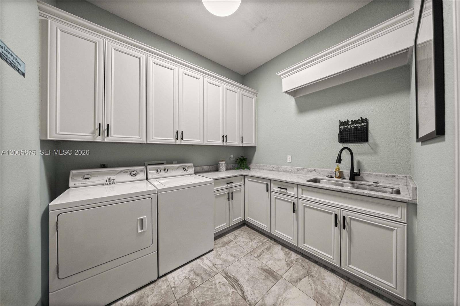 TURNING HAWK RANCH - Residential