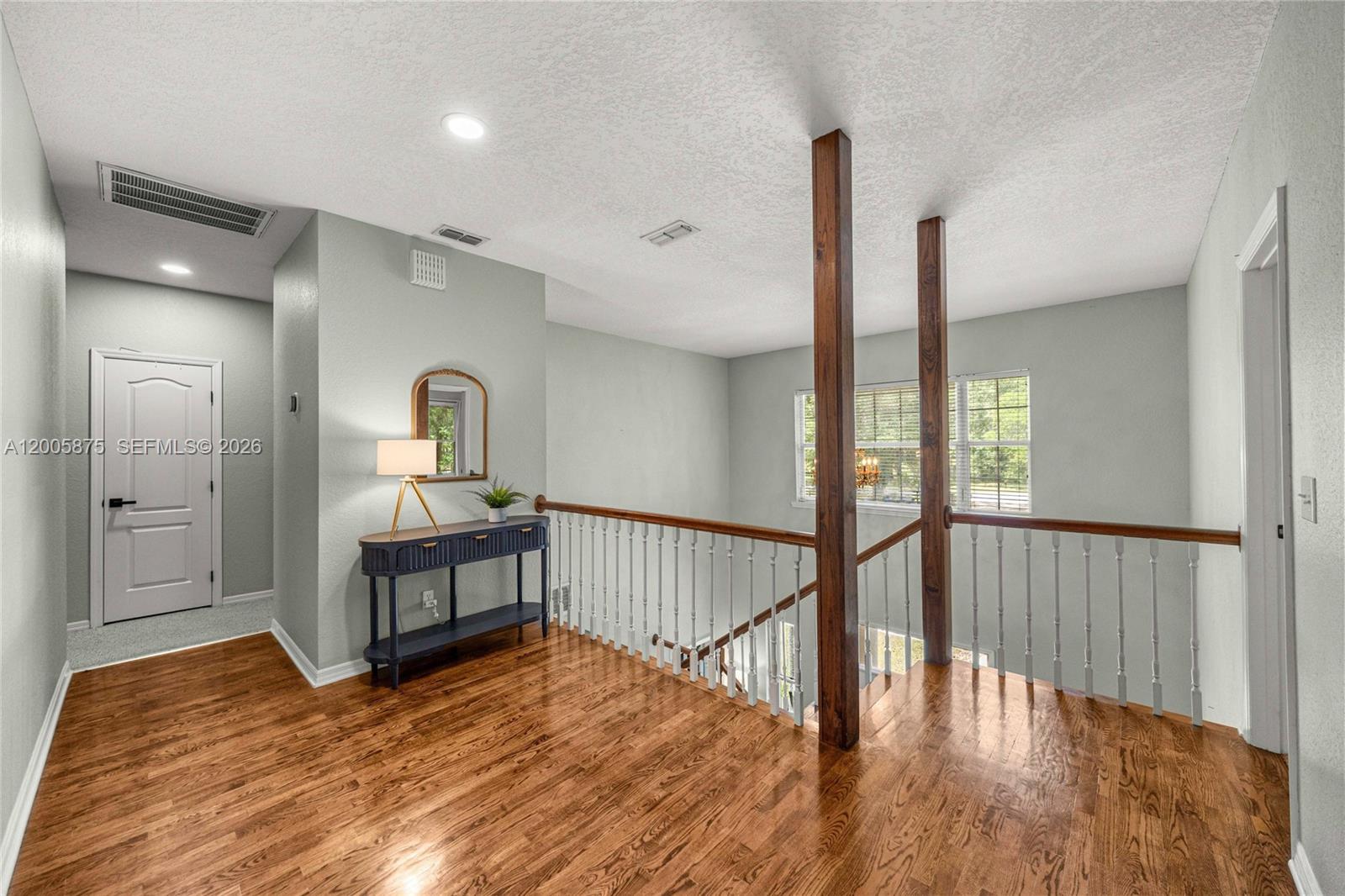 TURNING HAWK RANCH - Residential