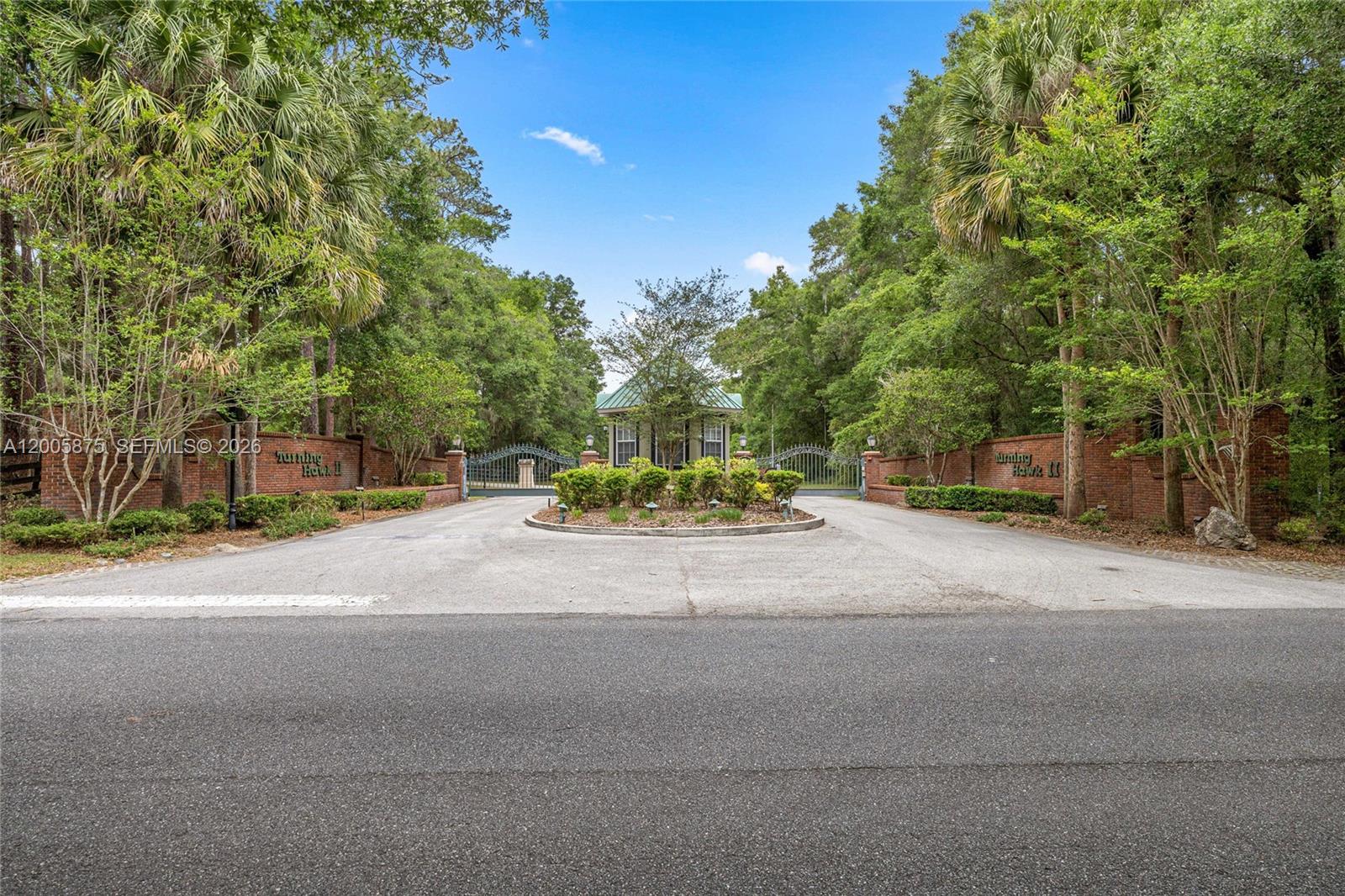 TURNING HAWK RANCH - Residential