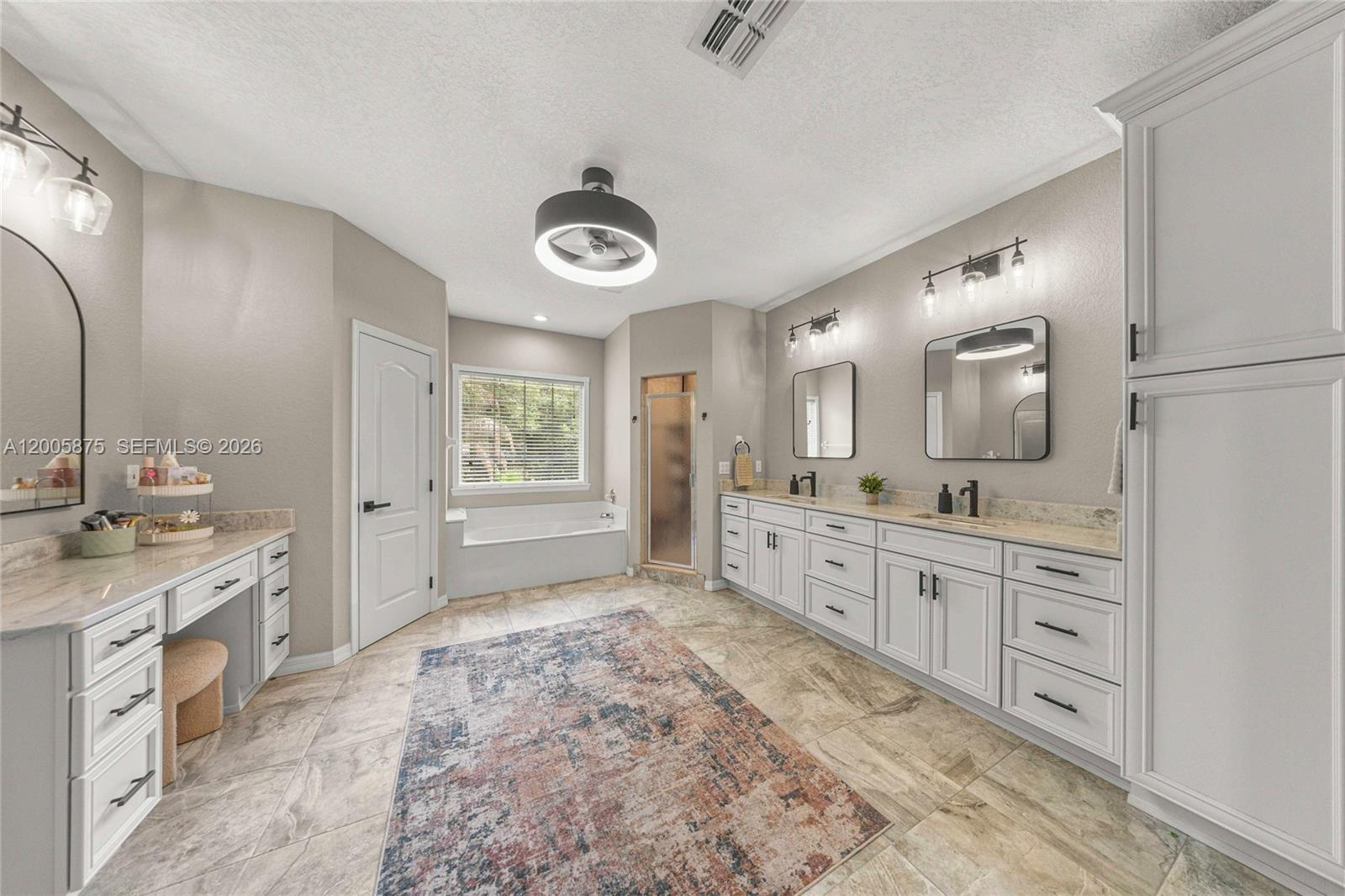 TURNING HAWK RANCH - Residential