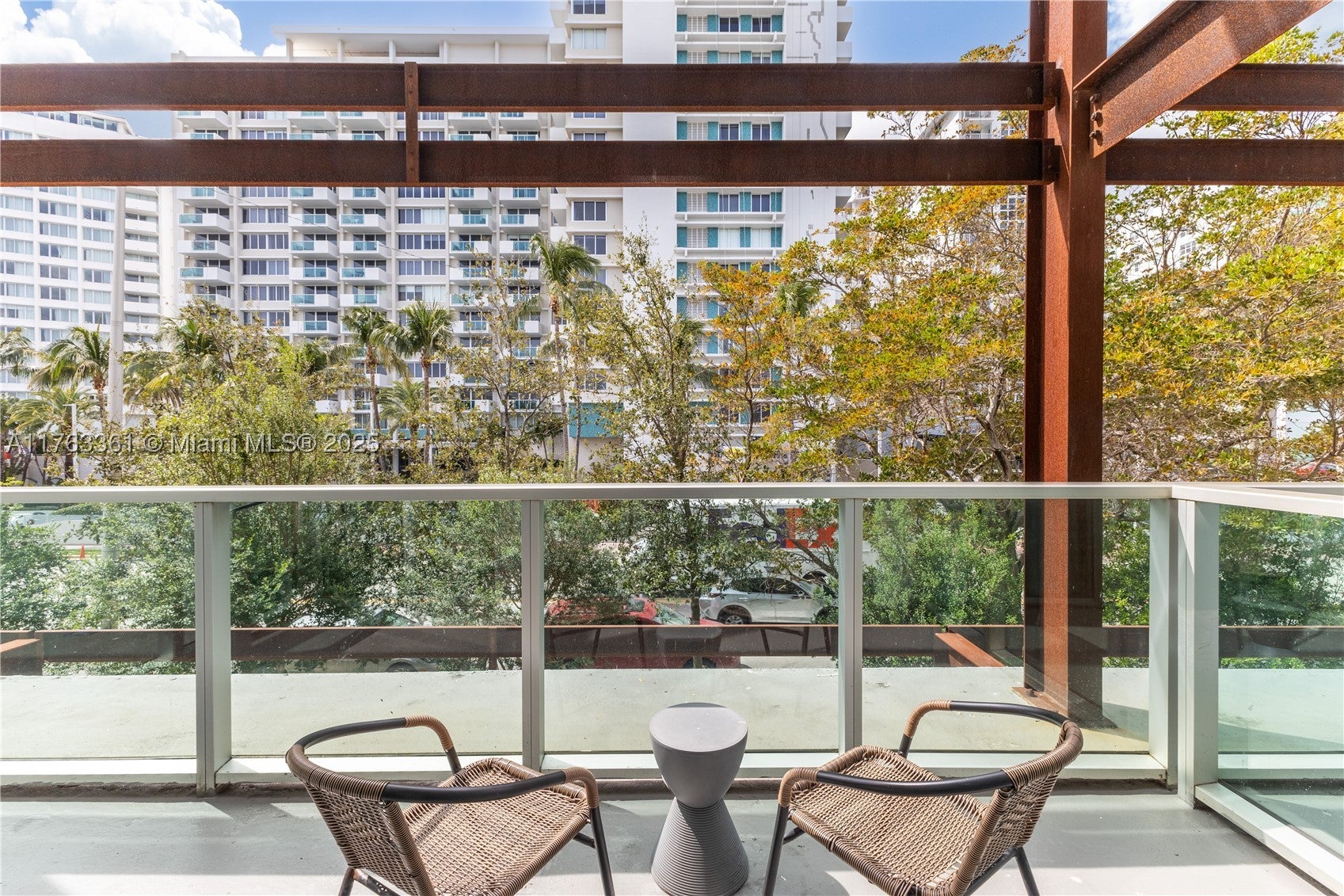 1215 West Ave 203