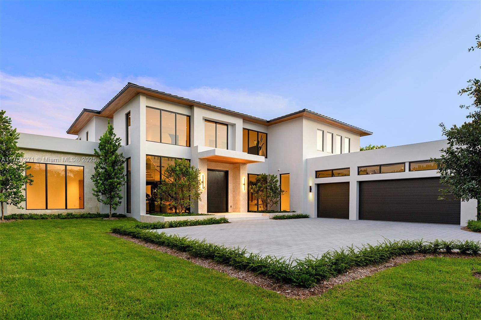 11001 Sw 65th Ave, Pinecrest, Miami-Dade County, Florida - 7 Bedrooms  
9 Bathrooms - 