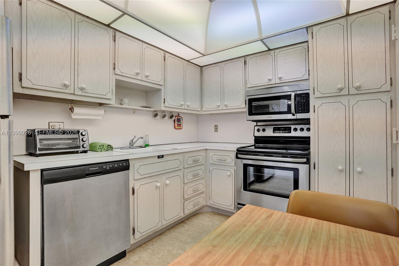 HEMISPHERES CONDO - Residential