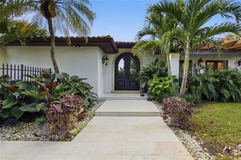 Photo of 12510 Ramiro St, Coral Gables, FL 33156 (MLS # A11936923)