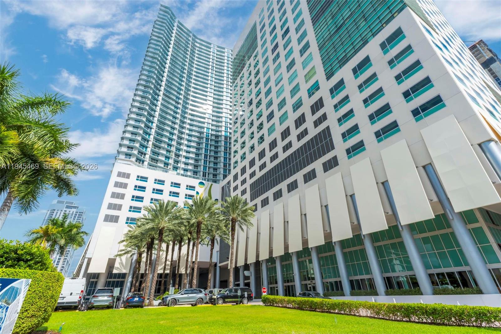 LATITUDE ON THE RIVER CON - Residential