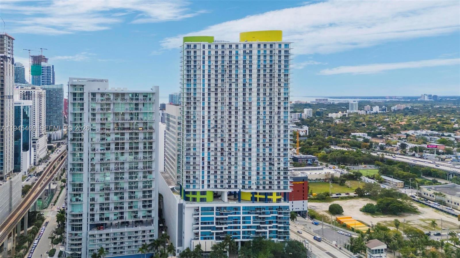 LATITUDE ON THE RIVER CON - Residential