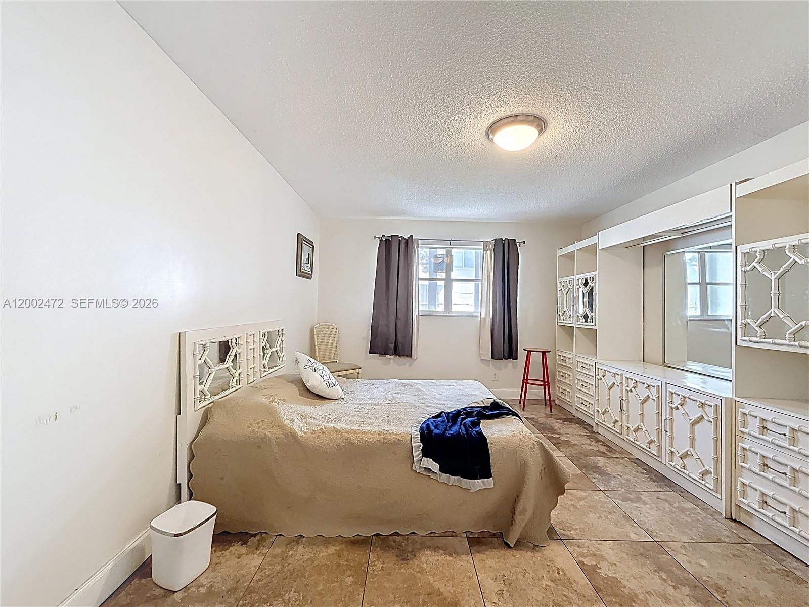 FOURTH GULFSTREAM GARDEN - Residential Lease