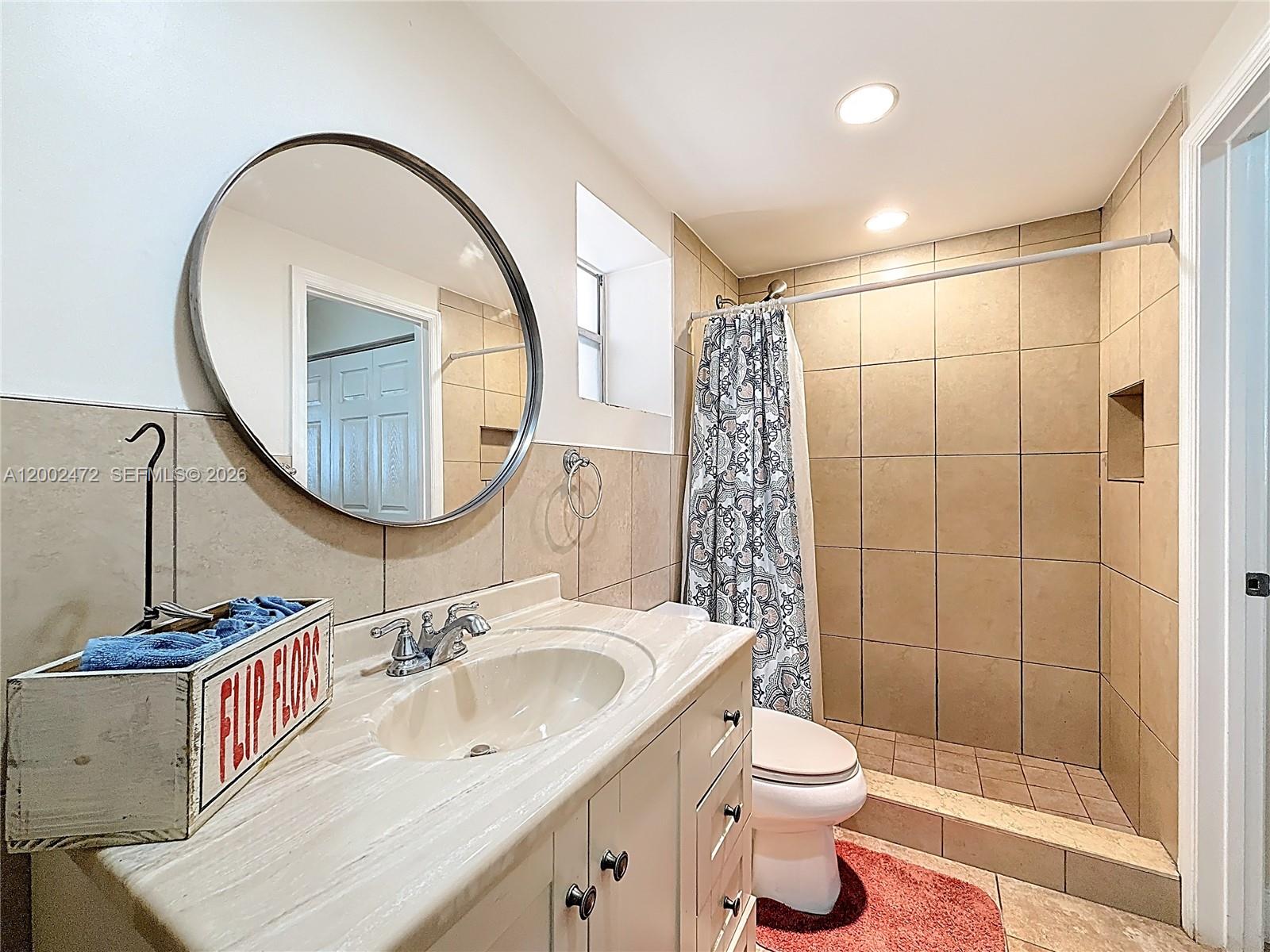 FOURTH GULFSTREAM GARDEN - Residential Lease