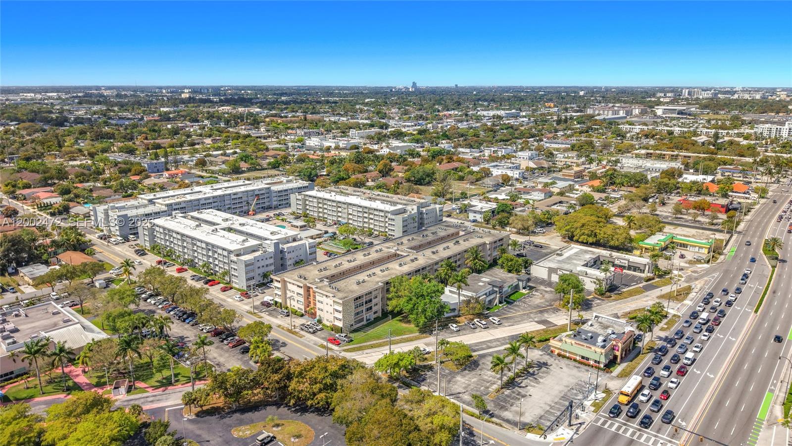 FOURTH GULFSTREAM GARDEN - Residential Lease