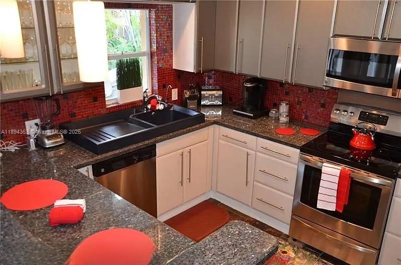 PROGRESSO - Residential Lease