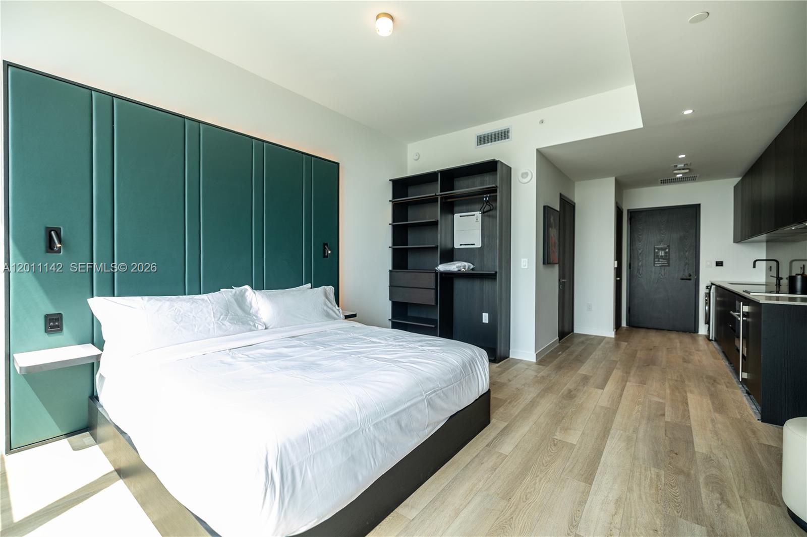 MIAMI NORTH - Residential
