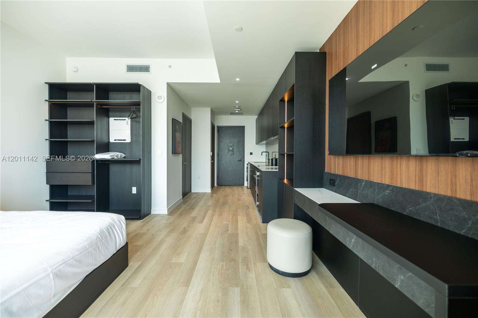 MIAMI NORTH - Residential