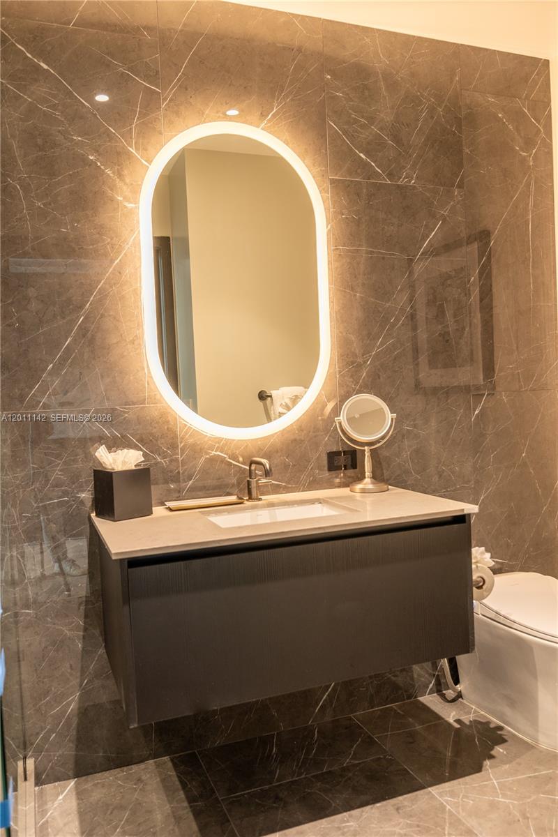 MIAMI NORTH - Residential
