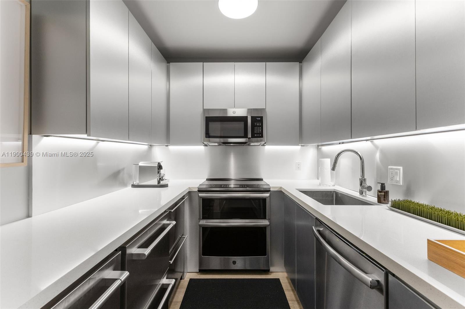 SOUTH BAY CLUB CONDO - Residential