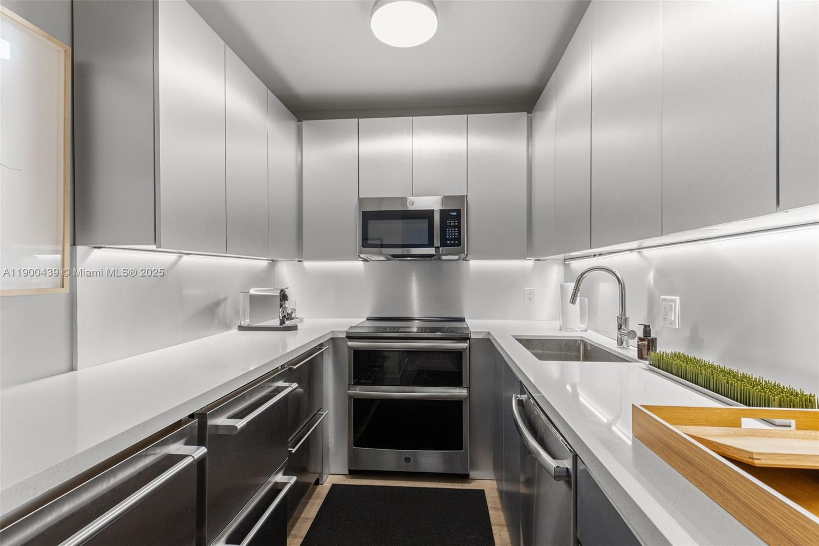 SOUTH BAY CLUB CONDO - Residential